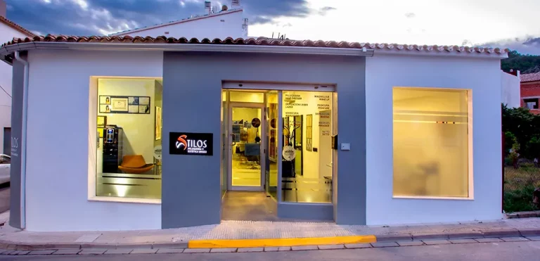 Stilos Peluqueria y Estetica, fachada